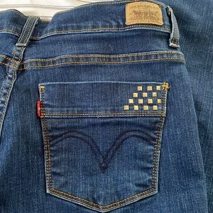 Levi’s 512 straight jeans